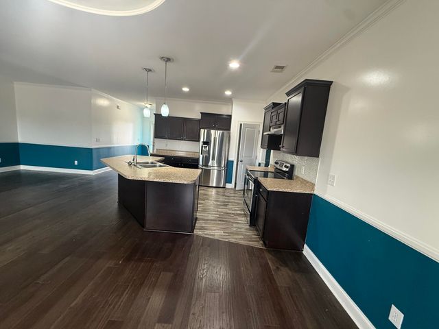 1470 Gulledge Circle, Wedgefield, SC 29168