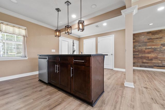 14 Wellford Drive, Little Rock, AR 72209