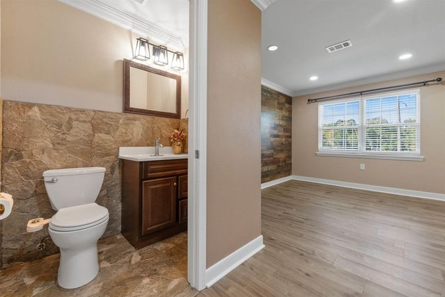 14 Wellford Drive, Little Rock, AR 72209