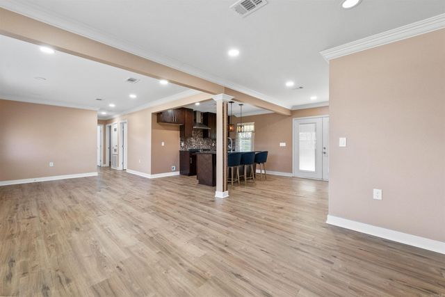 14 Wellford Drive, Little Rock, AR 72209