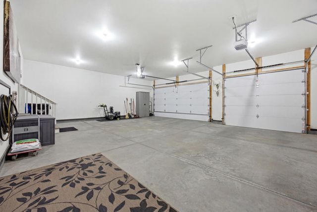 7351 14th Street S, Fargo, ND 58104