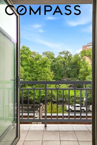 171 Henry St Apt 3A, New York City, NY 10002
