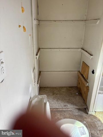 2323 GREENWICH ST, Philadelphia, PA 19146