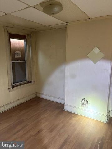 2323 GREENWICH ST, Philadelphia, PA 19146