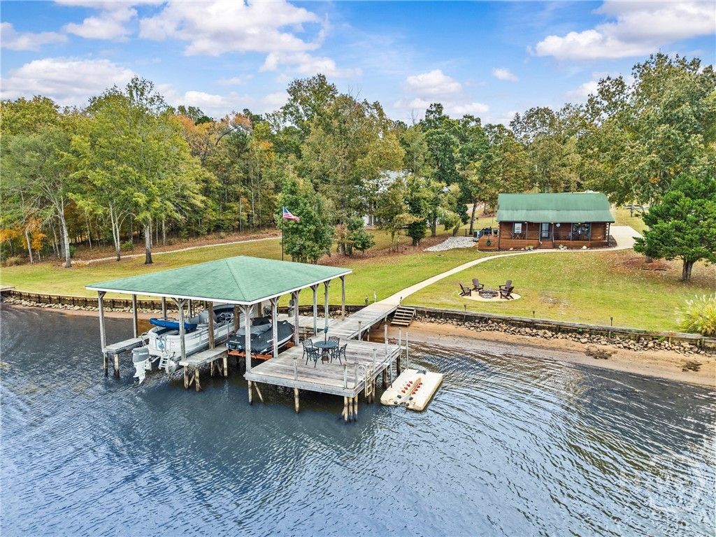 851 Jamesway Drive, Sparta, GA 31087