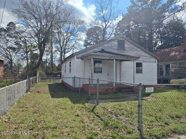 317 E Peyton Avenue, Kinston, NC 28501