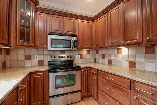 8511 King Arthur Lane, Knoxville, TN 37923