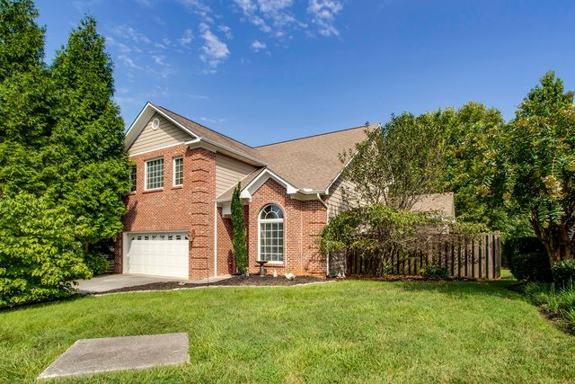 8511 King Arthur Lane, Knoxville, TN 37923