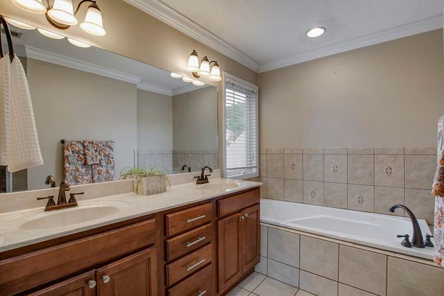 8511 King Arthur Lane, Knoxville, TN 37923