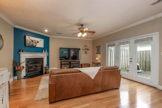 8511 King Arthur Lane, Knoxville, TN 37923