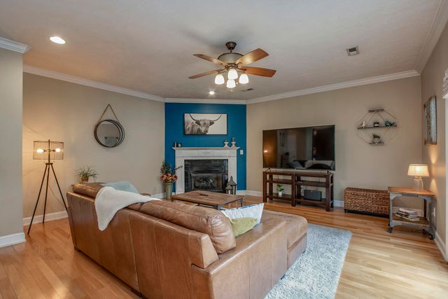 8511 King Arthur Lane, Knoxville, TN 37923