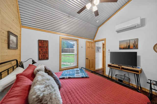 311 County Road 2724, Mineola, TX 75773