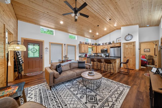 311 County Road 2724, Mineola, TX 75773