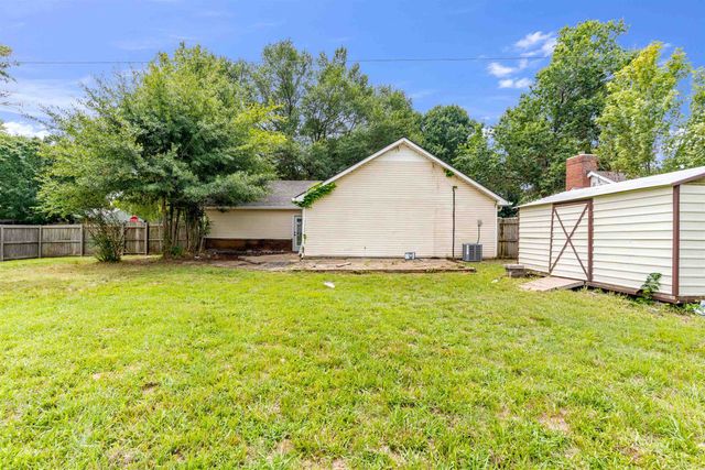 7078 TULIP TRAIL DR, Memphis, TN 38133