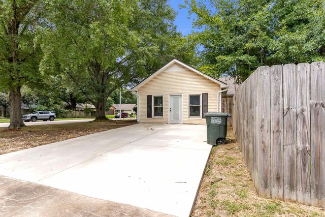 7078 TULIP TRAIL DR, Memphis, TN 38133