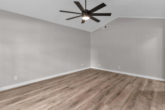 7078 TULIP TRAIL DR, Memphis, TN 38133