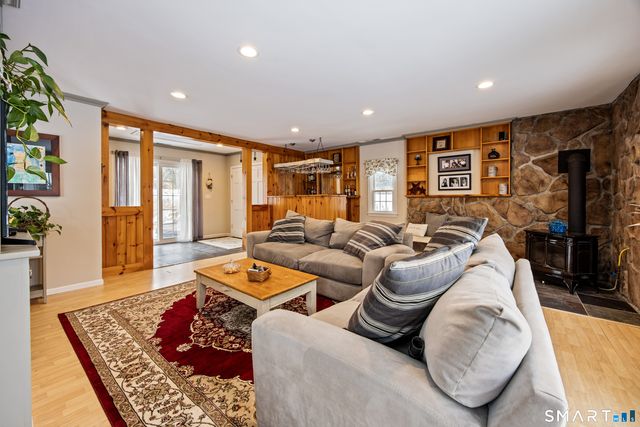 1023 King Road, Cheshire, CT 06410