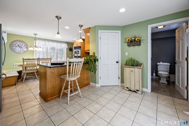 1023 King Road, Cheshire, CT 06410