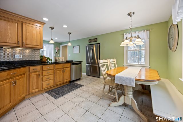 1023 King Road, Cheshire, CT 06410