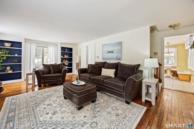 1023 King Road, Cheshire, CT 06410