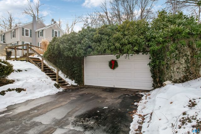 1023 King Road, Cheshire, CT 06410