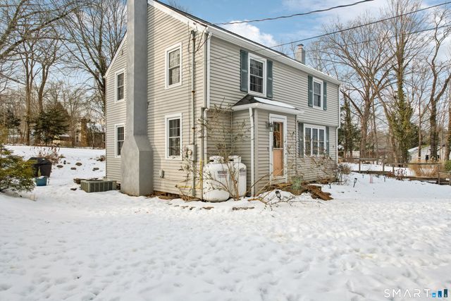 1023 King Road, Cheshire, CT 06410