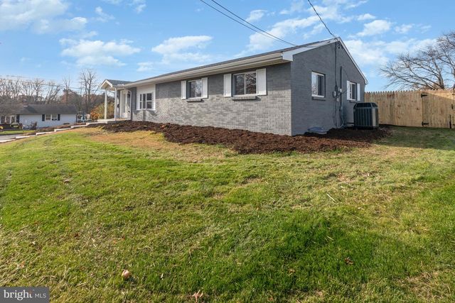 1955 DAWN RD, Enola, PA 17025