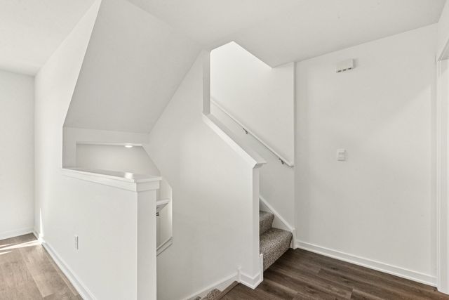 879 Briar Glen Court, Hampshire, IL 60140