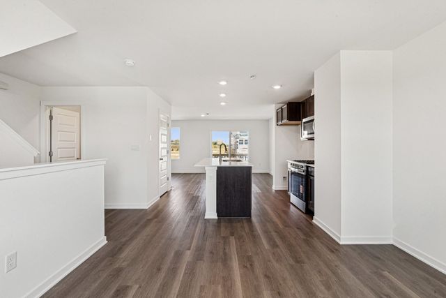 879 Briar Glen Court, Hampshire, IL 60140