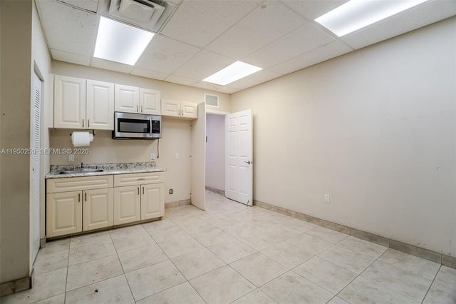 1001 NW 72nd St, Miami, FL 33150