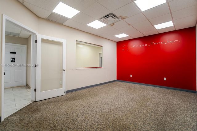 1001 NW 72nd St, Miami, FL 33150