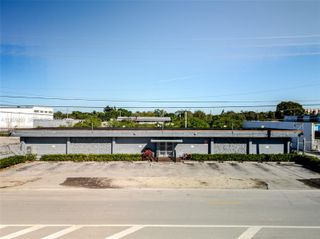 1001 NW 72nd St, Miami, FL 33150