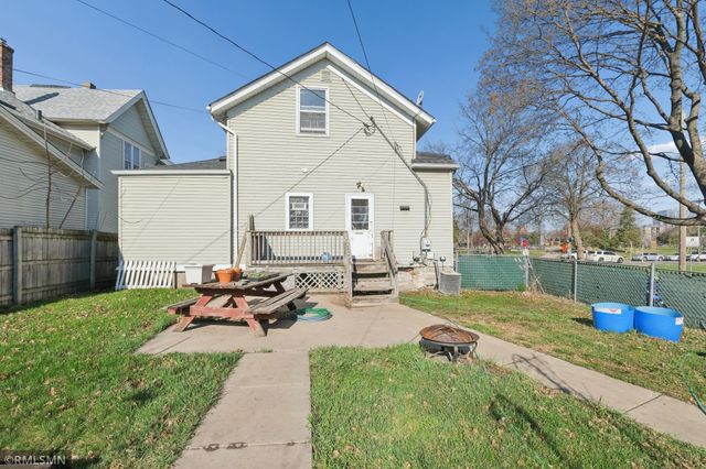 2203 Chicago Avenue, Minneapolis, MN 55404