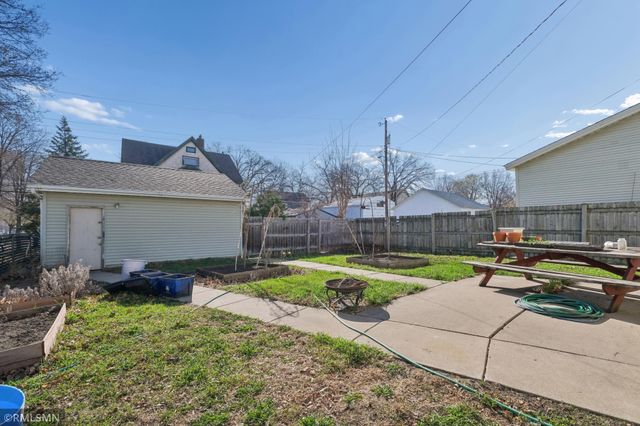 2203 Chicago Avenue, Minneapolis, MN 55404