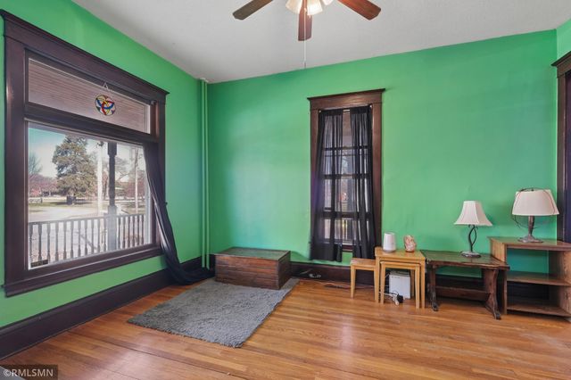 2203 Chicago Avenue, Minneapolis, MN 55404