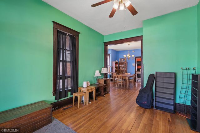 2203 Chicago Avenue, Minneapolis, MN 55404