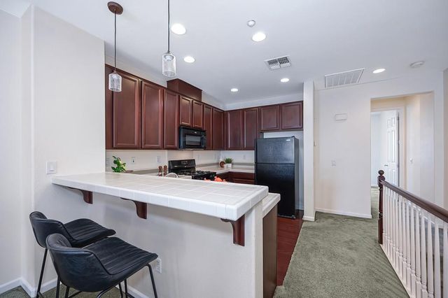 1606 Hudson Cir, Lincoln, CA 95648