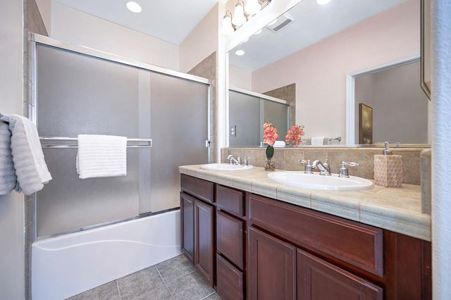 1606 Hudson Cir, Lincoln, CA 95648