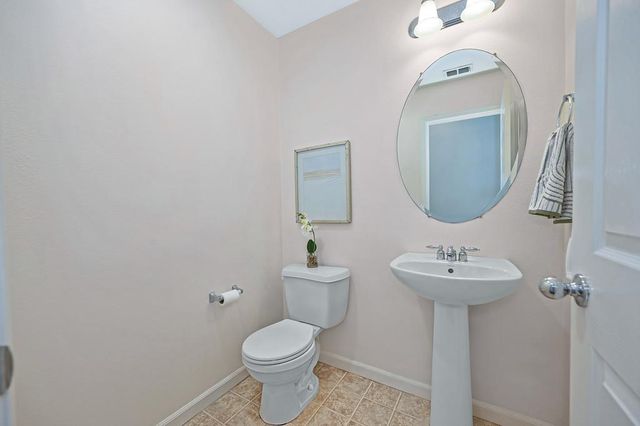 1606 Hudson Cir, Lincoln, CA 95648