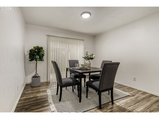 9002 Ne PRESCOTT St, Portland, OR 97220