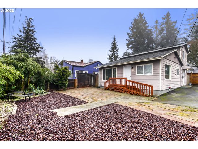9002 Ne PRESCOTT St, Portland, OR 97220