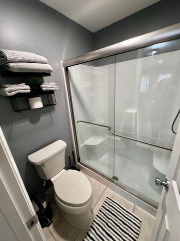 6540 Chasewood Drive F, Jupiter, FL 33458