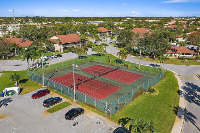 6540 Chasewood Drive F, Jupiter, FL 33458