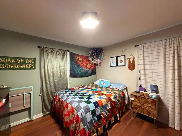 912 S Oak Street, La Crescent, MN 55947