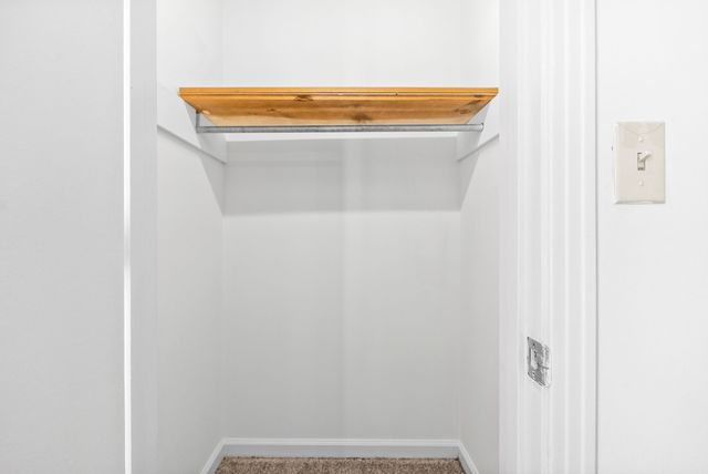 1500 W Knollwood Cir Apt C, Clarksville, TN 37043