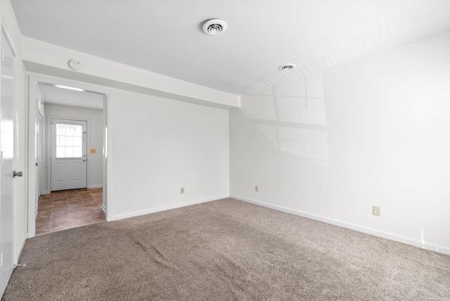 1500 W Knollwood Cir Apt C, Clarksville, TN 37043