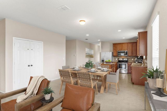 9523 Bent Tree Hollow, Converse, TX 78109