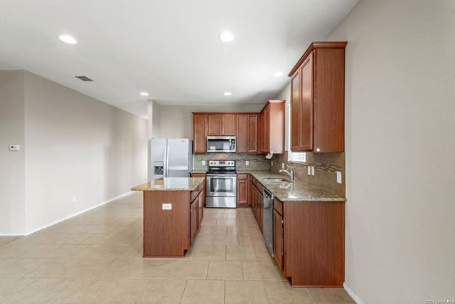 9523 Bent Tree Hollow, Converse, TX 78109