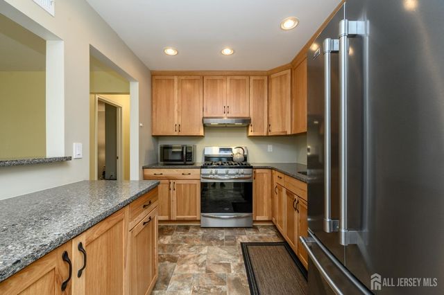804 Violet Lane, Jackson, NJ 08527