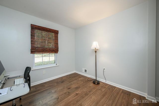 804 Violet Lane, Jackson, NJ 08527